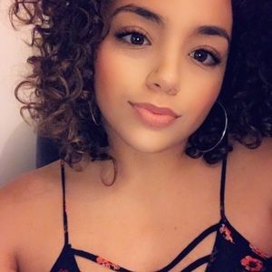 Meet your Posher, Alexa